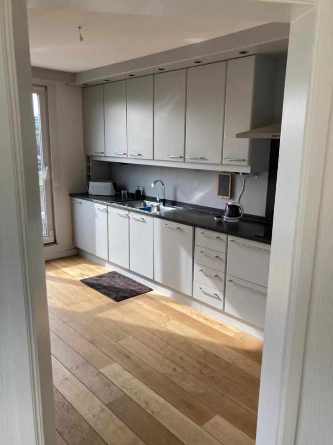 Lichtrijk Mooi Appartement Met Zicht Op Hof Van Roosendael Amberes Exterior foto